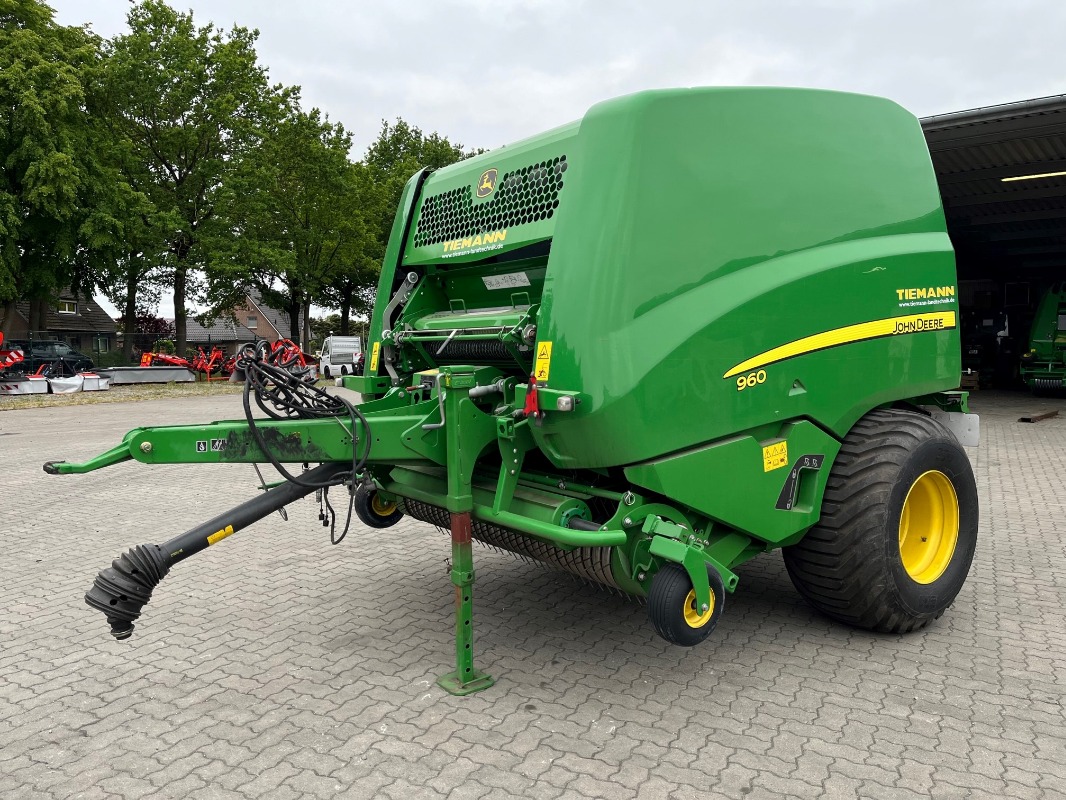John Deere 960 - Press - Other