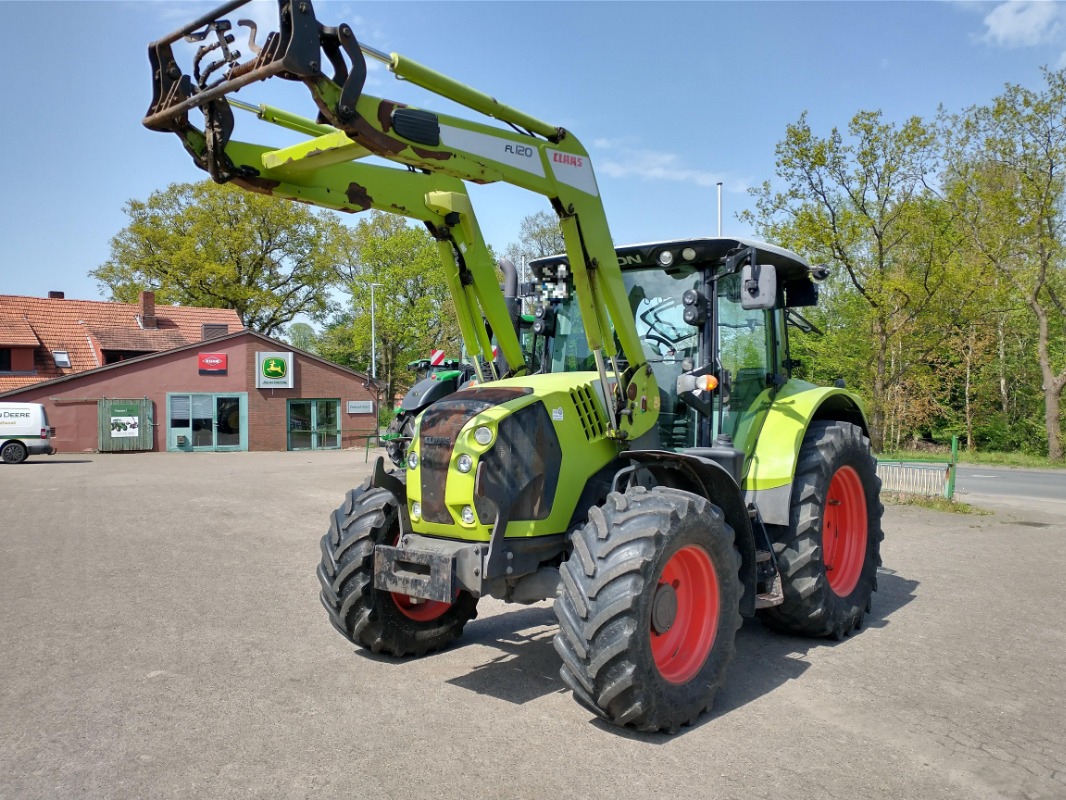 CLAAS ARION 530 - Traktor