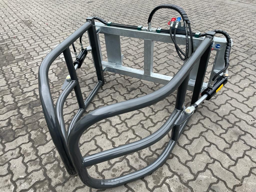Fliegl Ballenzange ''Small'' **Sonderpreis** - Traktorzubehör - Ballenzange