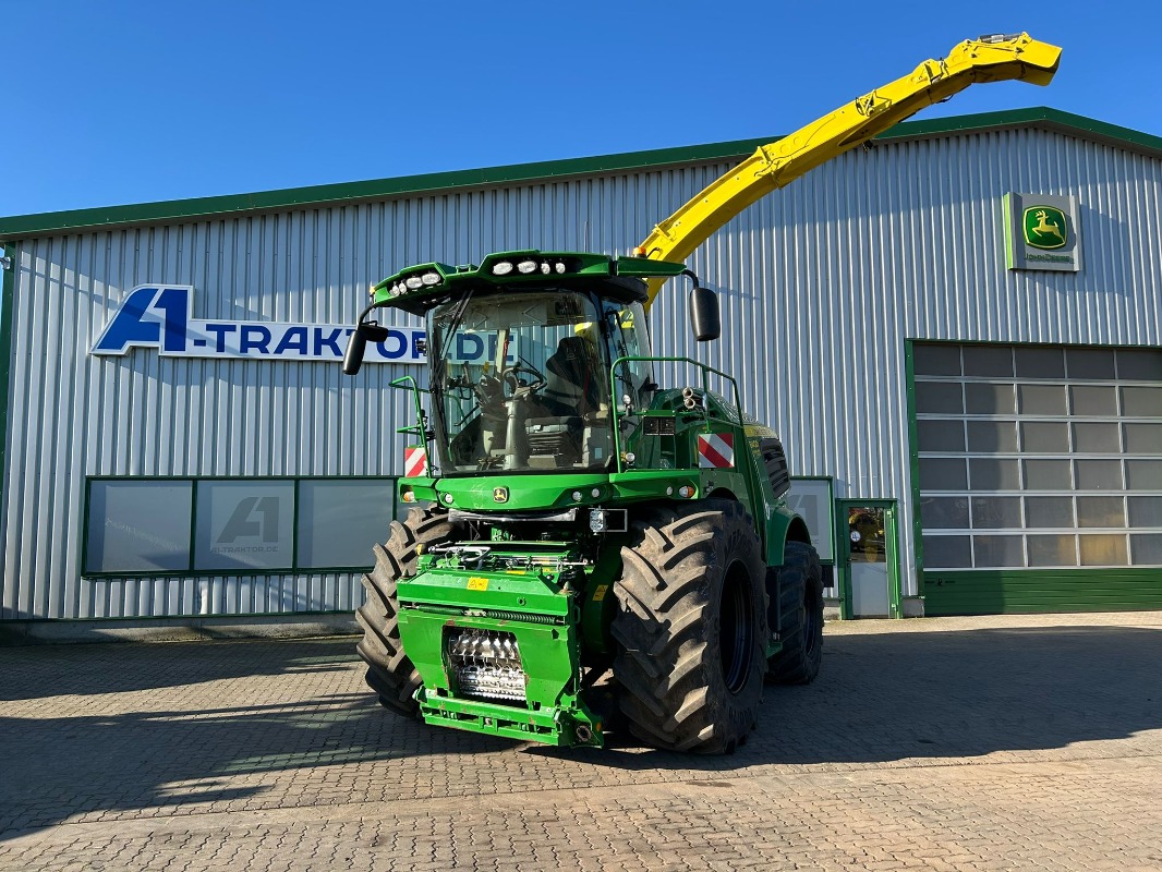 John Deere 8400i - Feldhäcksler