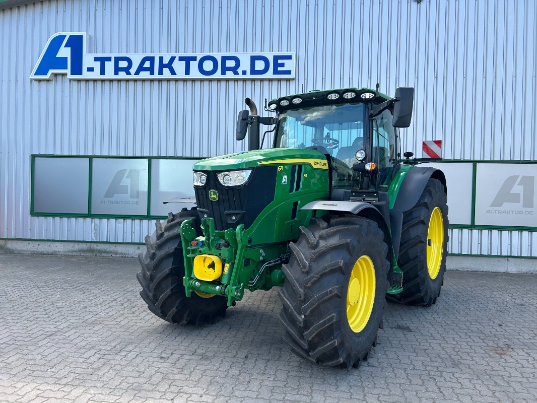 John Deere 6R 215 - Tractor