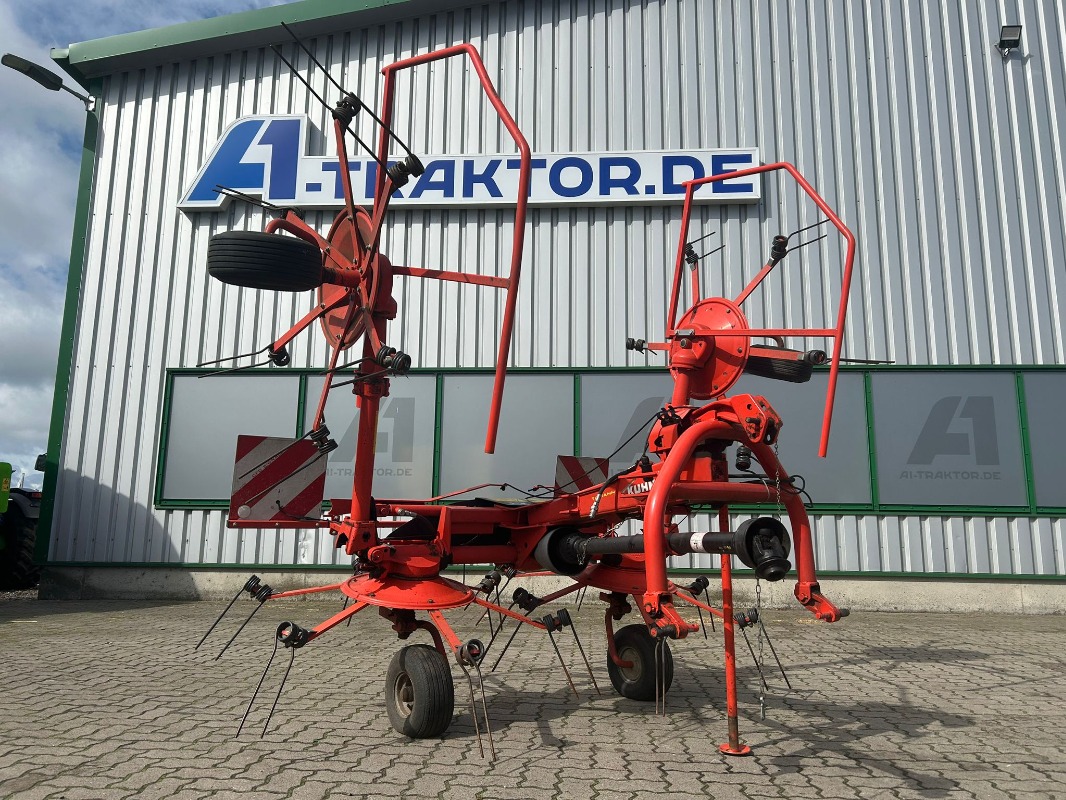 Kuhn GF 502 - Технология пастбищ + технология заготовки кормов - Наезд на круговое движение