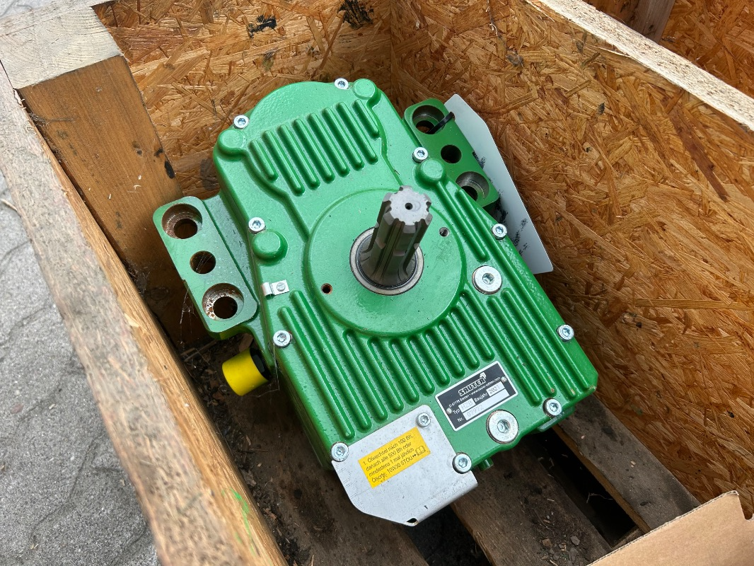 Sauter Frontzapfwelle für John Deere - Traktorzubehör - Fronthydraulik + Zapfwelle