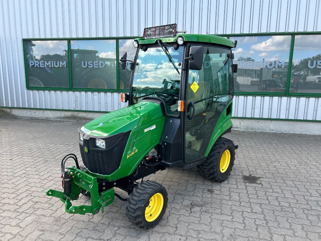 John Deere 1026 R - Traktor - Kommunaltraktor