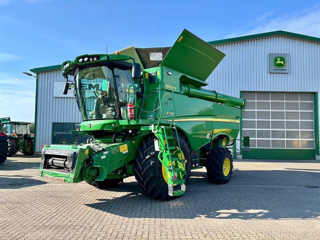 John Deere S785 - Mähdrescher