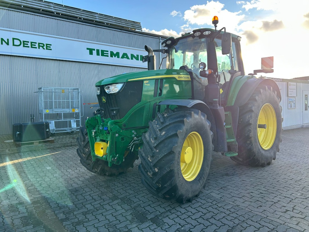 John Deere 6M 250 **MIETRÜCKLÄUFER** - Traktor