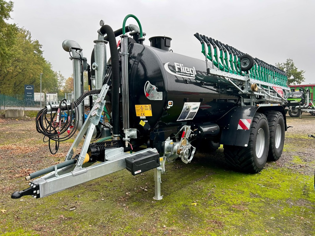 Fliegl VFW 16000 Maxx Line Plus - Gülletechnik + Dungtechnik - Vakuumfaß